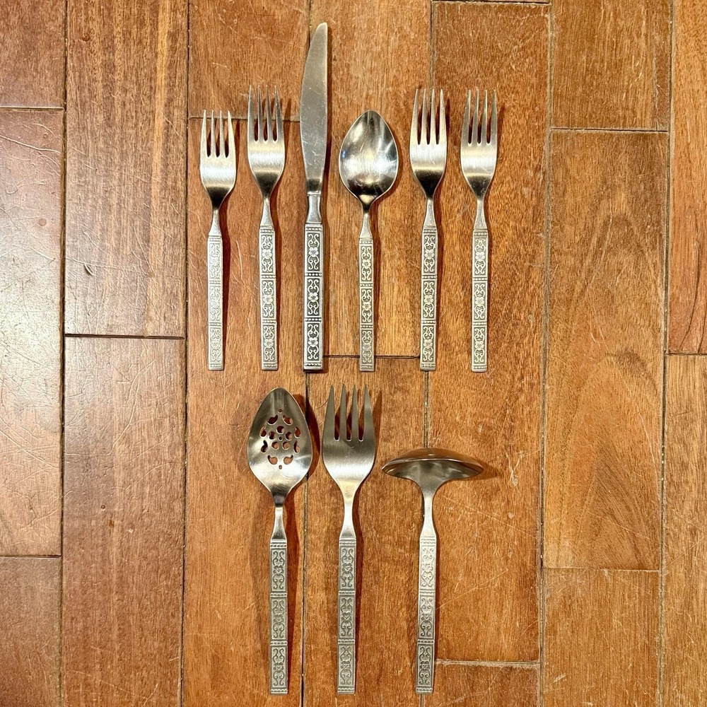 9pcs VTG Oneida Community ISABELLA Stainless MCM Flatware 3 Serving / 1 Setting
